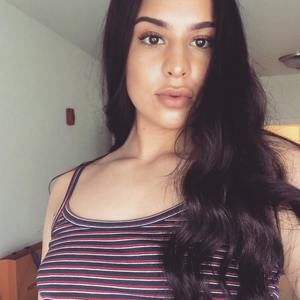 Meet your Posher, Nely